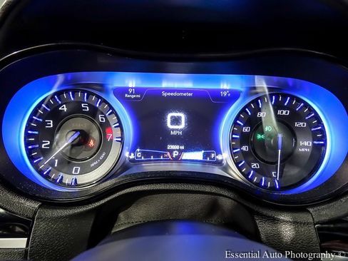 Used 2018 Chrysler 300 S w/ Safetytec Plus Group image 13