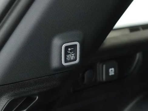 New 2025 Jeep Grand Cherokee Altitude image 44