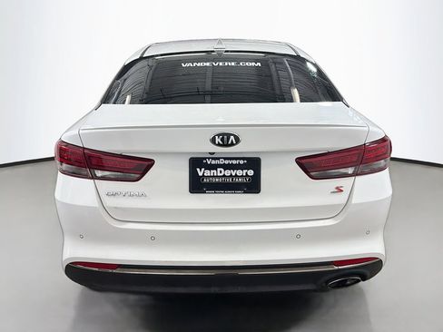 Used 2018 Kia Optima S FWD image 8
