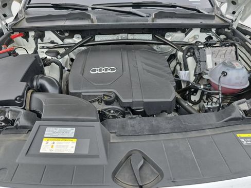 Used 2021 Audi Q5 Premium w/ Convenience Package AWD/4WD image 33