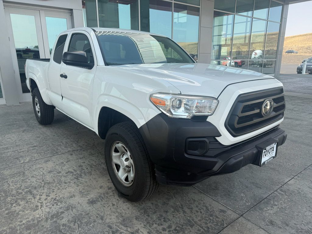 Used 2020 Toyota Tacoma SR RWD image 2