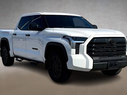 Used 2025 Toyota Tundra SR5 image 10