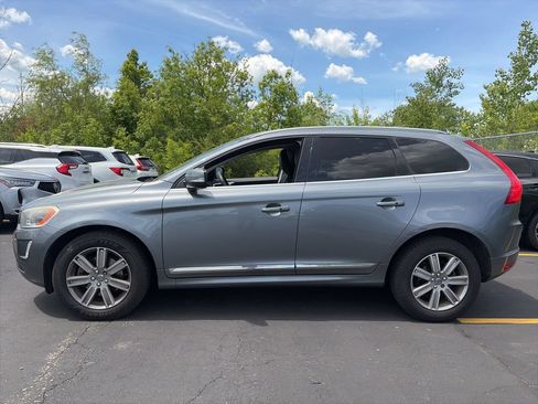 Used 2017 Volvo XC60 T5 Inscription w/ Preferred Option Package AWD/4WD image 2
