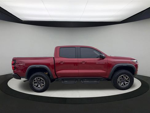 Used 2026 Chevrolet Colorado ZR2 w/ Technology Package image 6