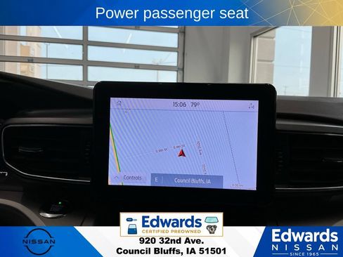 Used 2021 Ford Explorer XLT w/ Equipment Group 202A AWD/4WD image 28