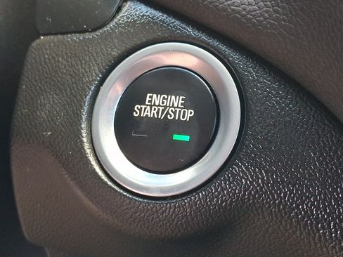 Used 2023 Chevrolet Equinox LT AWD/4WD image 26