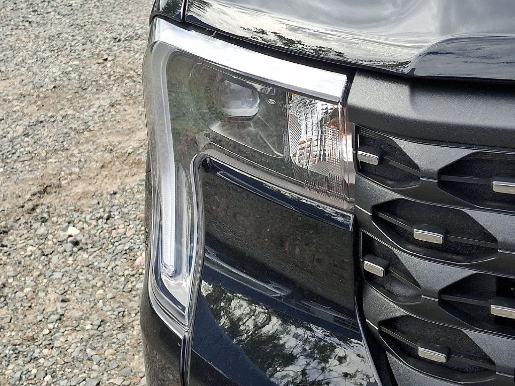 Used 2026 Ford Maverick Lariat AWD/4WD image 35