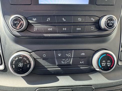 Used 2023 Ford Transit 250 Medium Roof AWD w/ Load Area Protection Package image 22