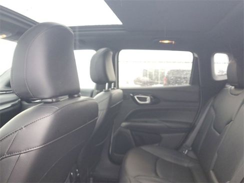 Used 2025 Jeep Compass Limited w/ High Altitude Package image 8