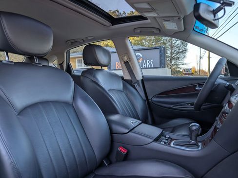 Used 2016 INFINITI QX50 AWD w/ Deluxe Touring Package image 42