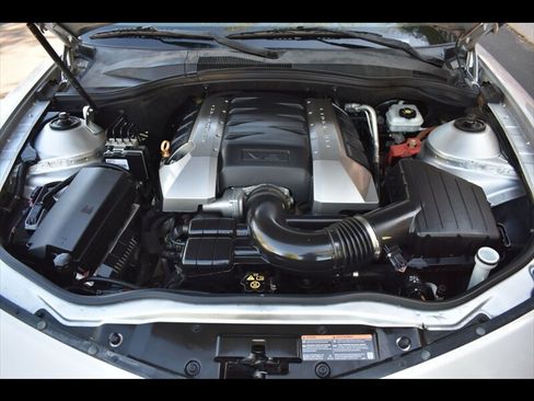 Used 2010 Chevrolet Camaro SS w/ RS Package RWD image 36