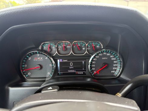 Used 2015 Chevrolet Silverado 2500 LT w/ LT Convenience Package AWD/4WD image 15