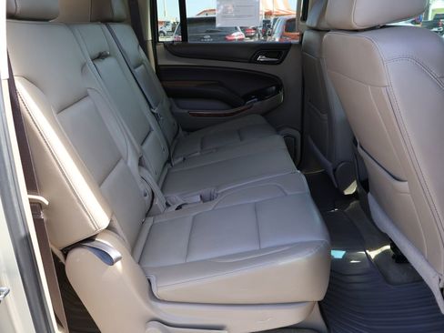 Used 2017 Chevrolet Suburban Premier image 14