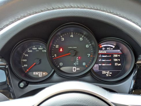 Used 2017 Porsche Macan image 16