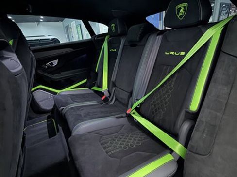 Used 2024 Lamborghini Urus Performante image 17