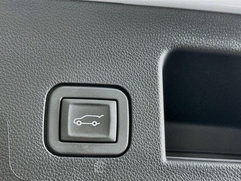 Used 2026 Chevrolet Equinox RS w/ Convenience Package III FWD image 31