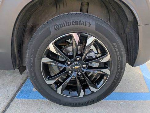 Used 2022 Chevrolet TrailBlazer LT FWD image 9