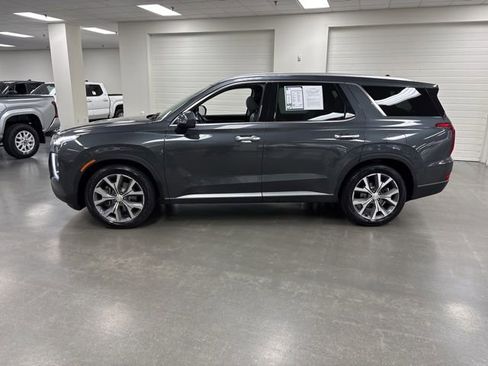 Used 2022 Hyundai Palisade SEL w/ 8P Bench Seat Package image 4