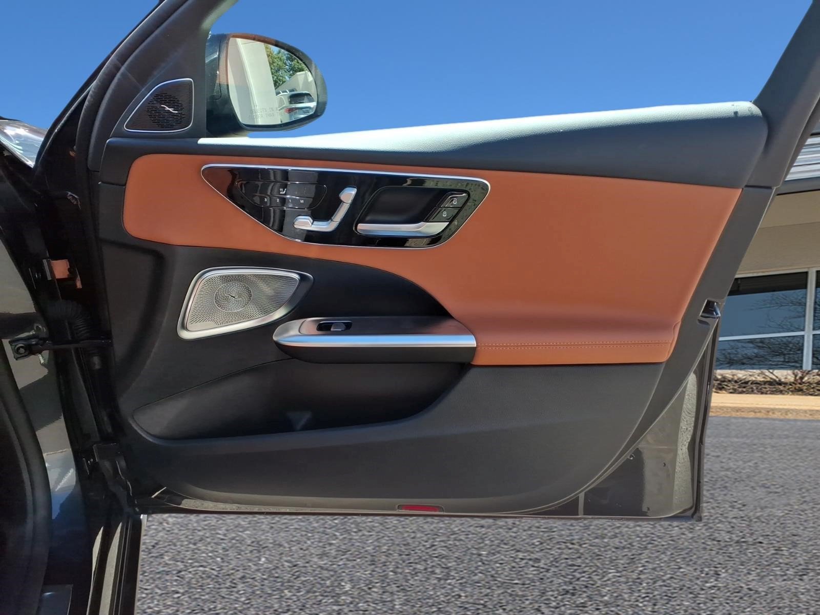 Certified 2023 Mercedes-Benz C 300 4MATIC Sedan image 28