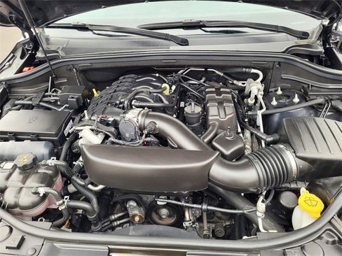 Certified 2024 Dodge Durango GT image 32