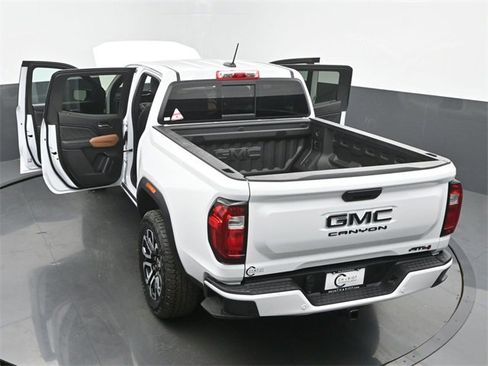 New 2026 GMC Canyon AT4 w/ AT4 Premium Package image 64
