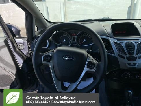 Used 2013 Ford Fiesta SE image 20