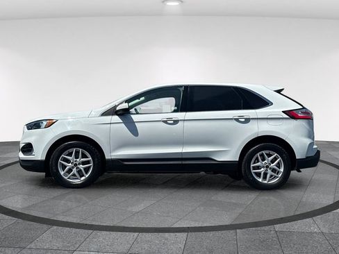 Certified 2023 Ford Edge SEL w/ Convenience Package AWD/4WD image 9