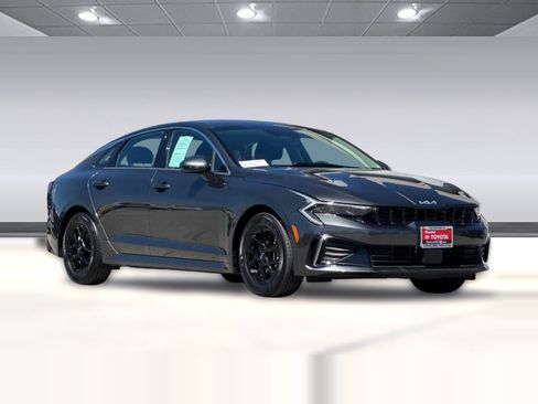 Used 2025 Kia K5 LXS FWD image 6