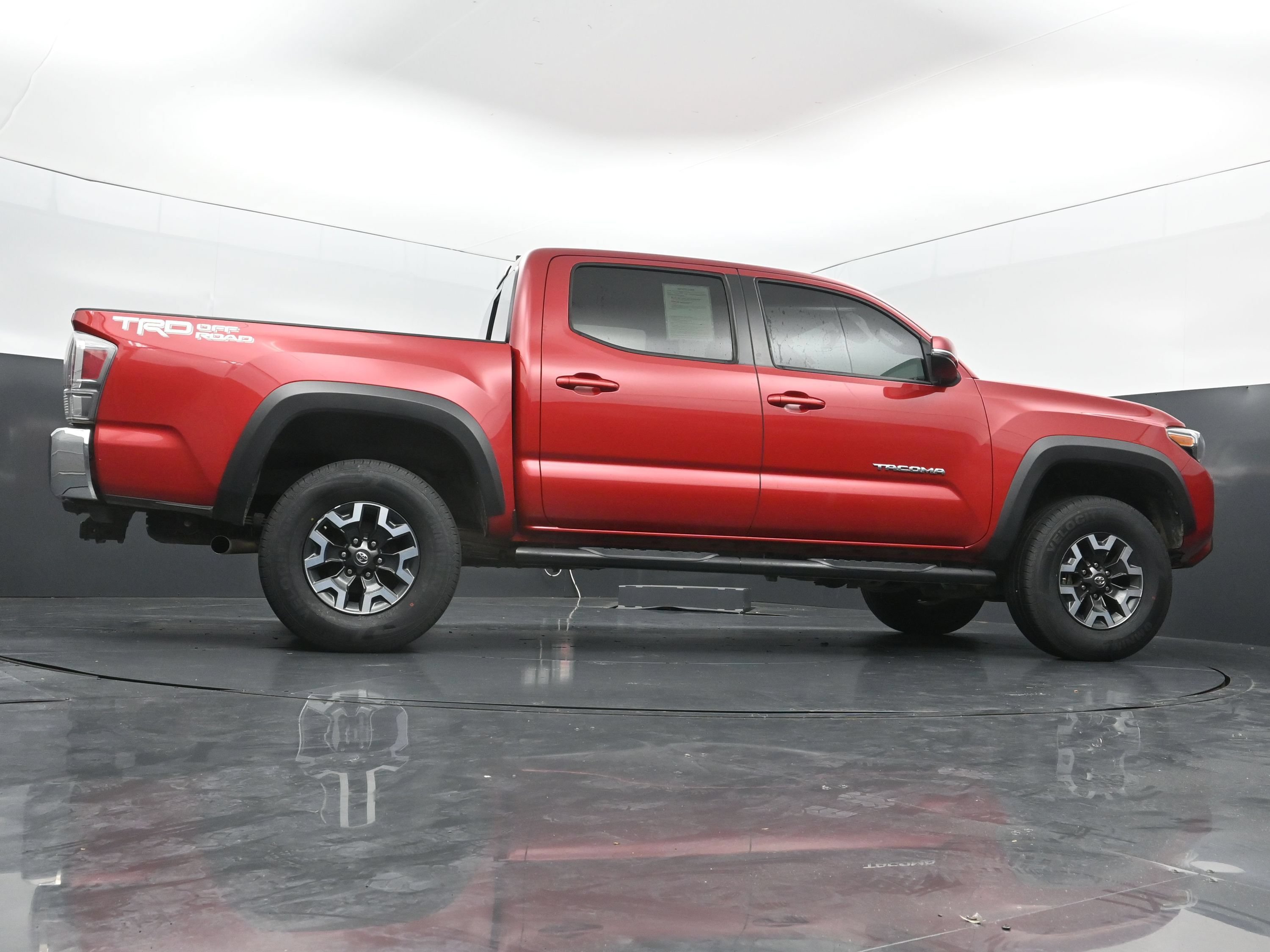 Used 2021 Toyota Tacoma TRD Off-Road RWD image 38