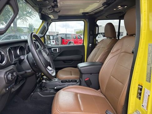 Used 2023 Jeep Wrangler Unlimited Sahara w/ Cold Weather Group AWD/4WD image 11