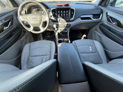 Used 2022 GMC Terrain SLT AWD/4WD image 16