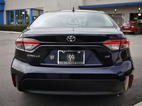Used 2024 Toyota Corolla LE FWD image 10
