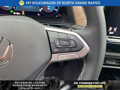 New 2026 Volkswagen Atlas SE image 10