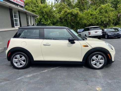 Used 2015 MINI Cooper 2-Door Hardtop FWD image 5