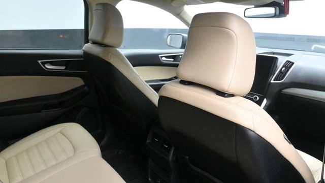 Used 2022 Ford Edge SEL AWD/4WD image 12
