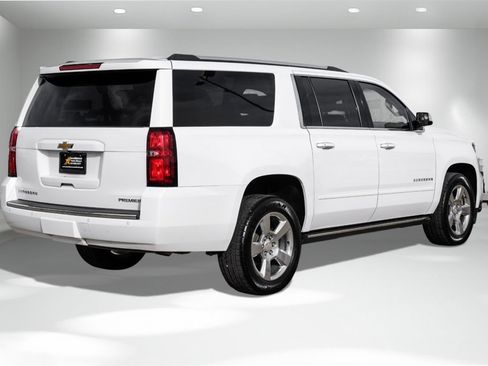 Used 2020 Chevrolet Suburban Premier w/ 6.2L Performance Package image 6