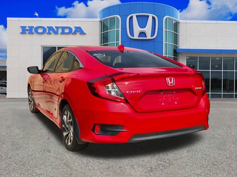 Used 2018 Honda Civic EX image 4