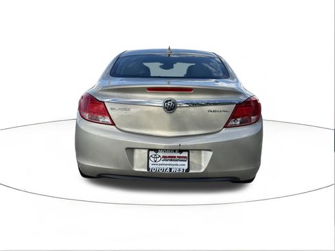 Used 2013 Buick Regal Leather image 4