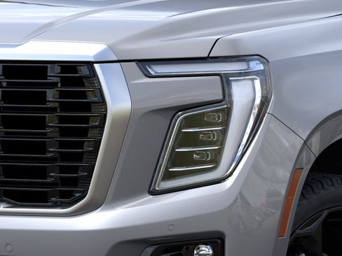 New 2026 GMC Yukon Denali w/ Denali Reserve Package AWD/4WD image 12