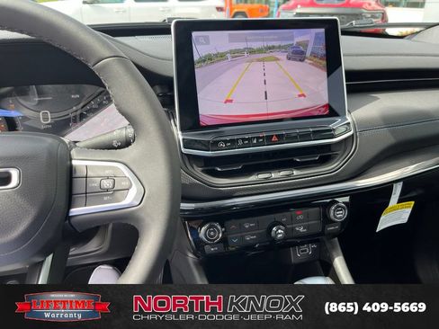 New 2026 Jeep Compass Latitude AWD/4WD image 9