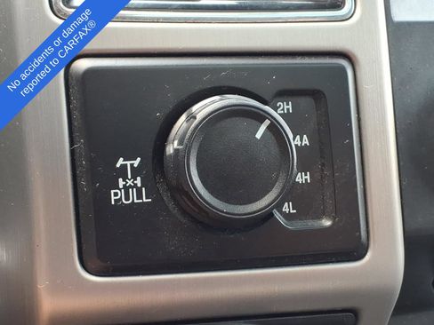 Used 2018 Ford F150 Platinum w/ Technology Package AWD/4WD image 31