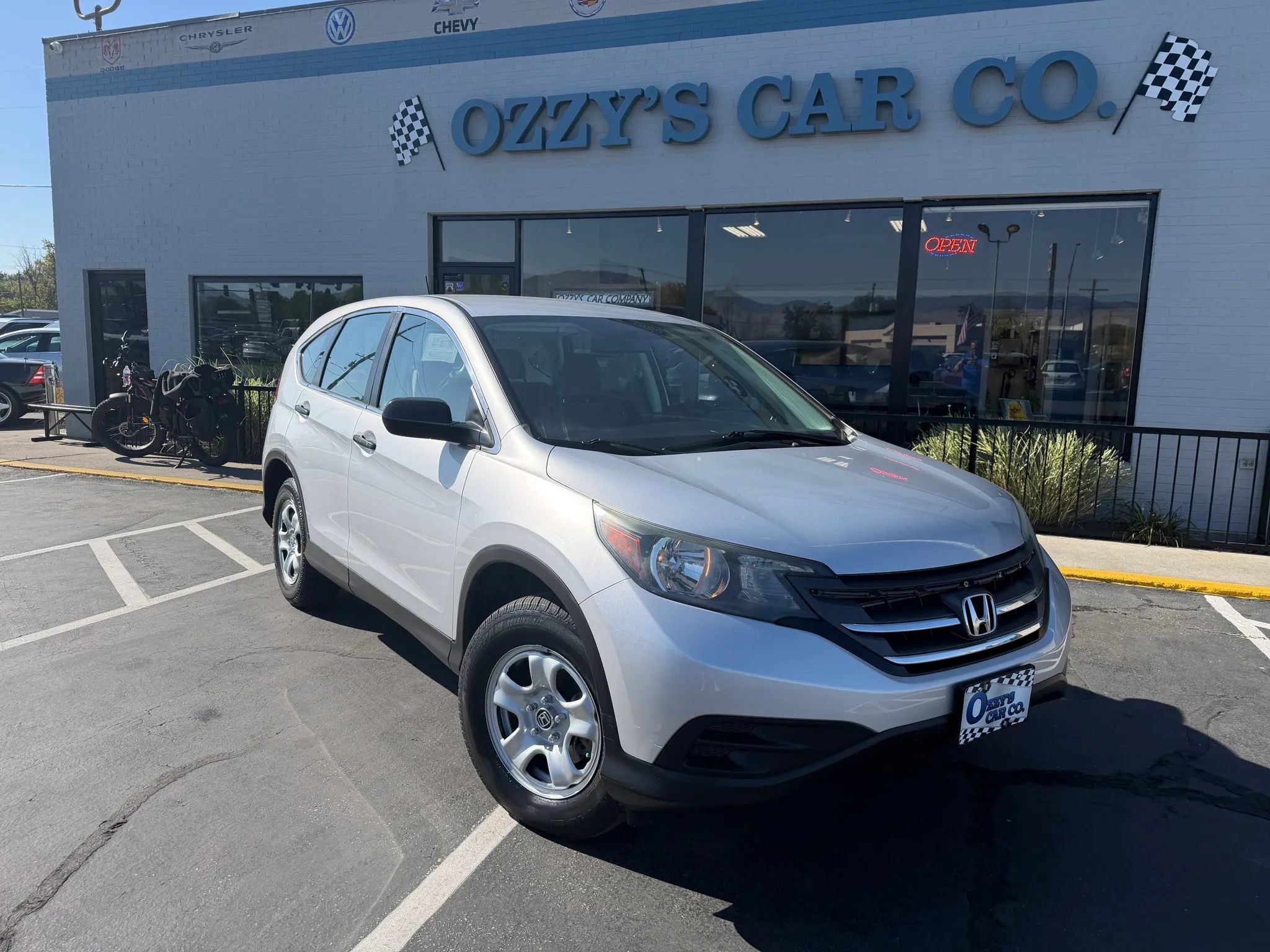Used 2012 Honda CR-V LX image 2