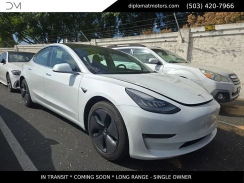 Used 2018 Tesla Model 3 Long Range RWD image 3