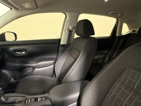 Used 2025 Honda HR-V LX image 26