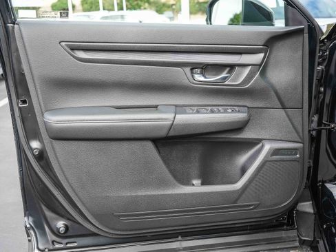 Certified 2025 Honda CR-V LX image 22
