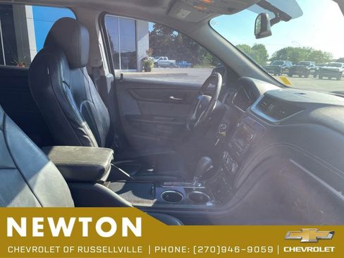 Used 2015 Chevrolet Traverse LT AWD/4WD image 9