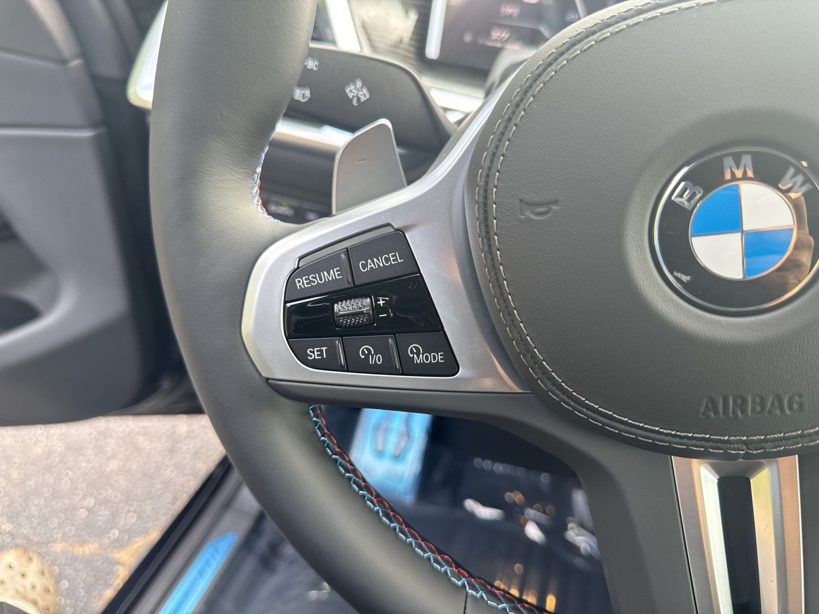 New 2027 BMW X6 M60i AWD/4WD image 16