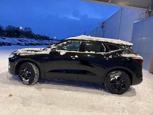 New 2026 Chevrolet Blazer LT w/ Midnight/Sport Edition image 9