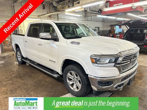 Used 2019 RAM 1500 Laramie AWD/4WD image 1