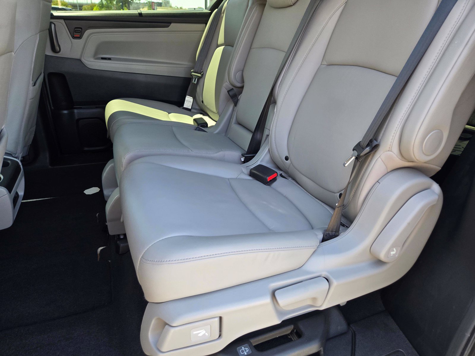 Used 2020 Honda Odyssey Elite image 16